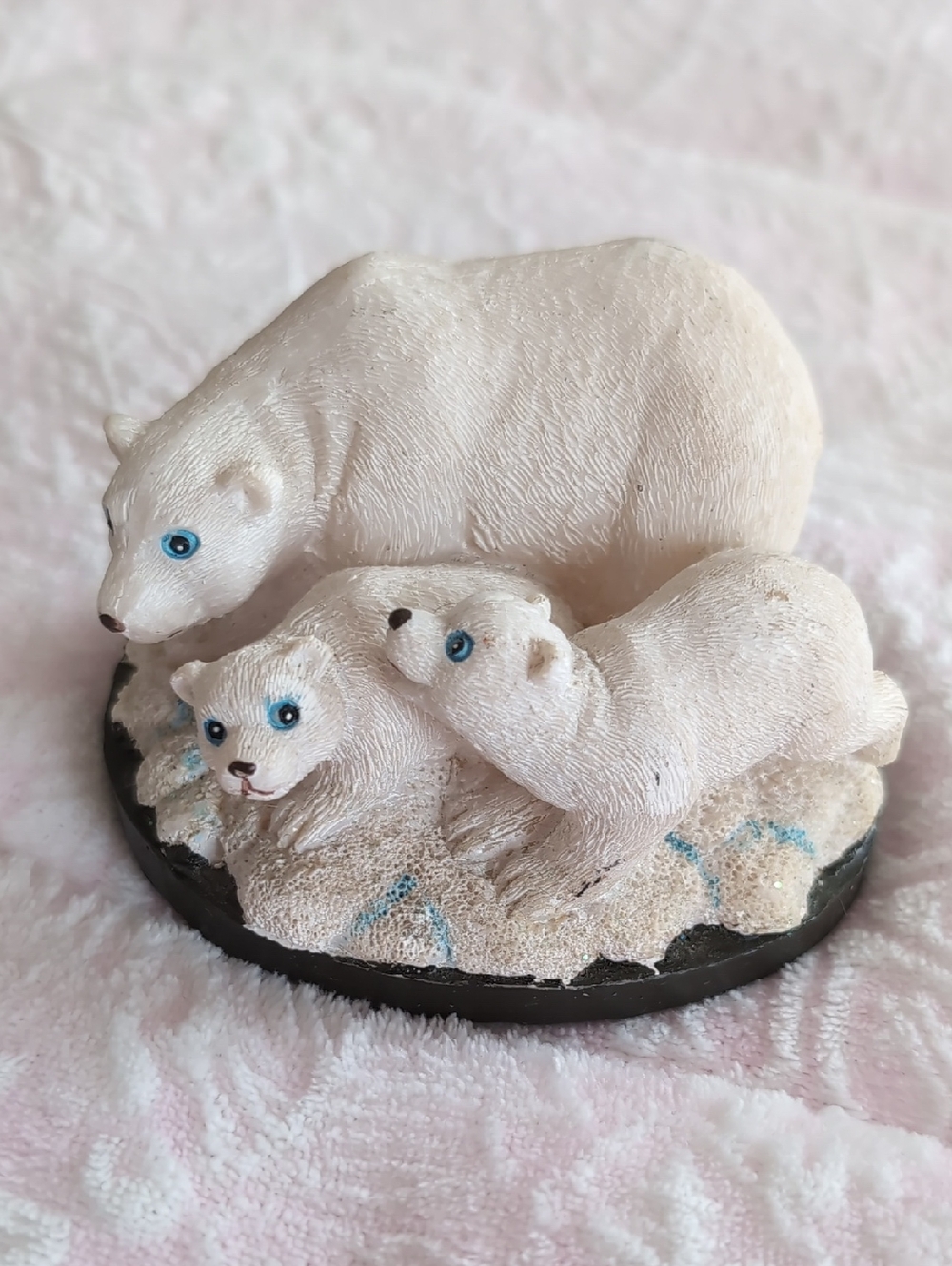 K's Collections Polar Bear Family Figurine